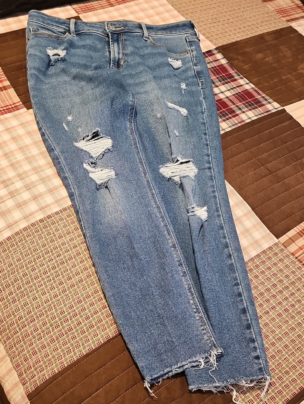 (3) Mid- Rise Women's Blue & Black Jeans